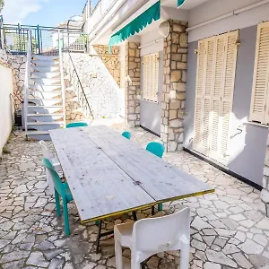 Pied-a-terre Fronte Mare Celle Ligure